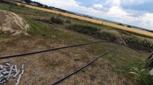 Подключение воды на участок ?: копаем траншею барой и укладываем трубы  | Стройка своими руками | ?