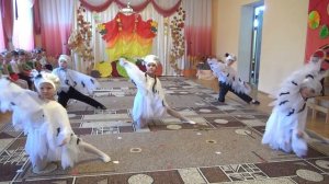 _Улетают журавли_ танец в детском саду (6-7 лет).mp4