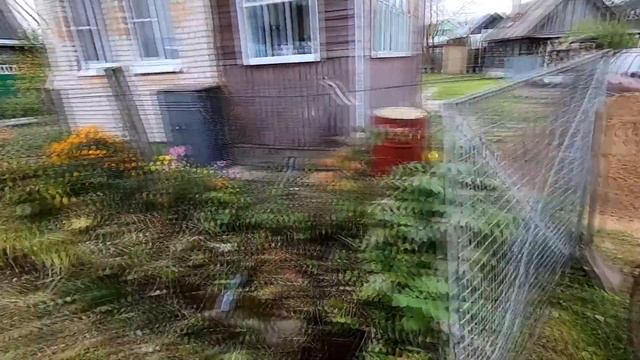 Засыпали старый колодец. Сделали новый въезд на участок. смотреть онлайн