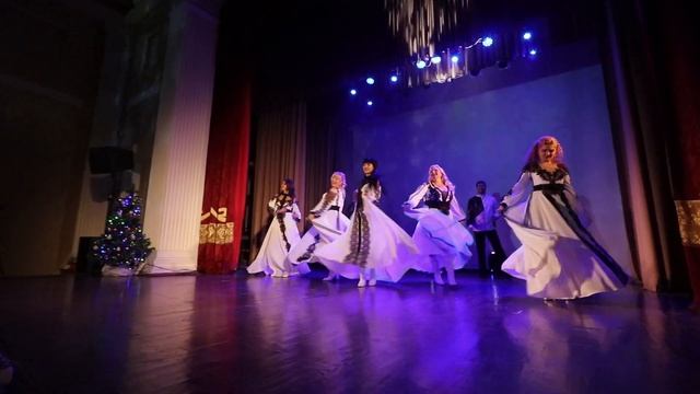 А снег идет Шоу группа "Гуляй душа" смотреть онлайн