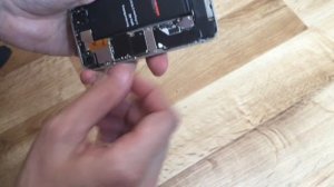 Замена аккумулятора iPhone 4s