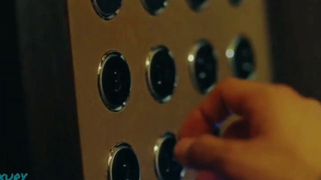 подарок на день рождение - жизнь с призраками смотреть онлайн