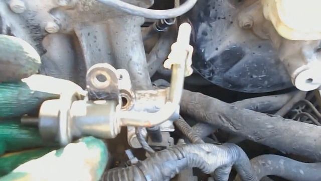 Проверка давления в топливной рампе дэу нексия.(ЧАСТЬ2) Замена регулятора давления нексия