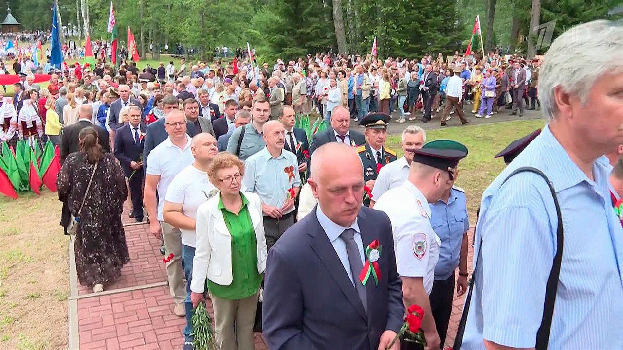 На Кургане Дружбы в Псковской области встретились ветераны из России, Белоруссии и Латвии