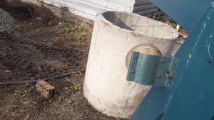 Разгрузка бетонного кольца, весом 400кг.