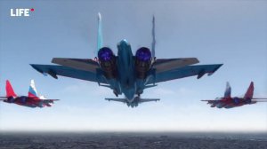 Спецэффекты на Параде Победы на Красной площади (24.06.2020) (стрижи)