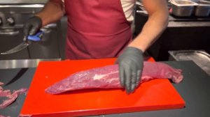 Как правильно подготовить говяжью вырезку! #bonfile