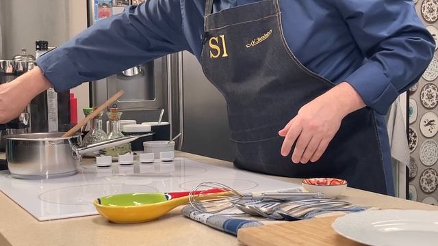 Пиле с макарони ( Фарфале ) - Farfalle with Chicken and Aurora Sauce смотреть онлайн