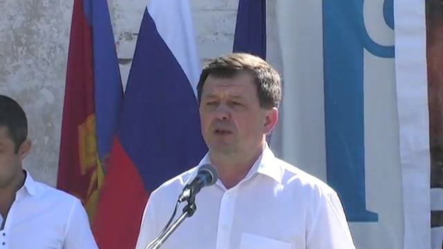 Открытие стадиона в с.Новомихайловском