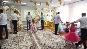 Пригласи меня папа на вальс