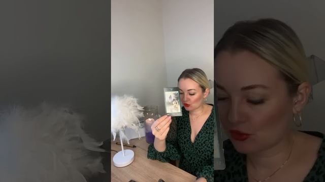 ОН ГОВОРИТ О ВАС. ЯСНОВИДЕНИЕ смотреть онлайн