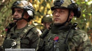 За проявленные в зоне СВО отвагу, мужество и героизм бойцам РФ вручили государственные награды