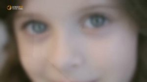 Woman Follows 5 YO Girl Who Takes Leftovers from Her Grocery Store Every Day, It Was Heartbreaking!