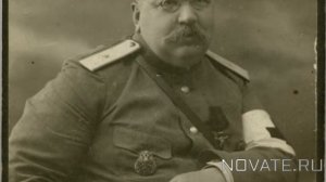 Зачем на рукава мужских пиджаков пришивают по несколько пуговиц