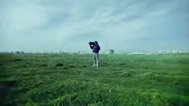 Между нами тает лёд смотреть онлайн