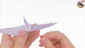 How to make a Papercraft, Origami Dropkick / Drift (requires 2 straight cuts)