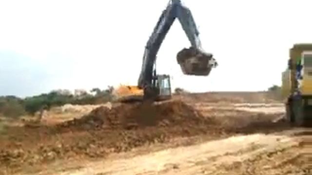 Kamaz demo in HSR LAYOUT BANGALORE(1) смотреть онлайн