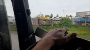 Работа на щеповозе.Загрузка , ремонт колеса . Еду на выгрузку . часть 1