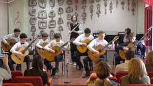 «За реченькой диво» обработка Л Шумеева исп ансамбль гитаристов преп А В Касяник