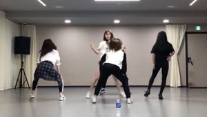 IZ*ONE (아이즈원) | 'Rumor' (루머) Mirrored Dance Practice
