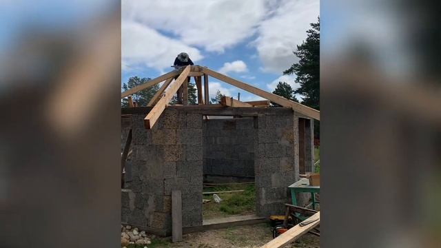 Восьмигранный домик-летник Арболит, гибкая черепица смотреть онлайн