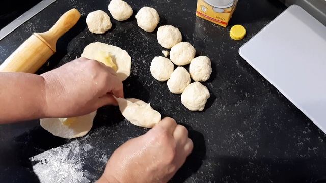 Жареные пирожки на творожном тесте. Очень вкусные смотреть онлайн