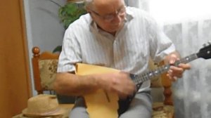 Игра на балалайке. Русские народные мелодии.