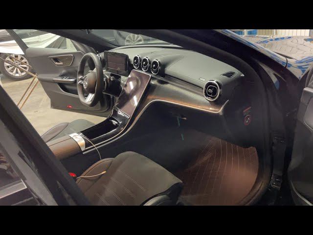 Пошив 3D ковров из экокожи в салон автомобиля  Mercedes C180 и изготовление ковра в багажник