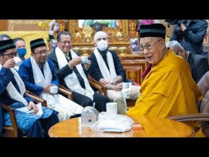 Далай-лама. Встреча с мусульманскими учеными-философами