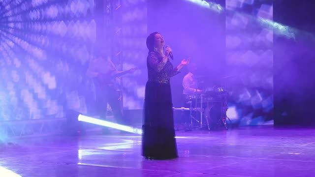 Зумруд Абдулаева - Моя седина смотреть онлайн