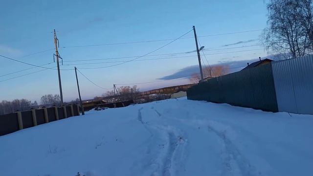 Поездка в деревню по мокром снегу смотреть онлайн