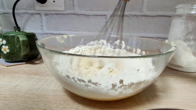 САМЫЙ ПРОСТОЙ РЕЦЕПТ КЕКСОВ смотреть онлайн