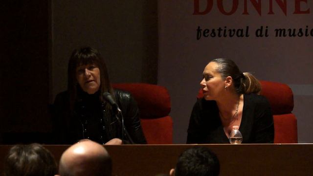 BARBARA DE ROSSI, MADRINA 2017 a “DONNE IN-CANTO” – PARABIAGO (MI), 12.2.2017 смотреть онлайн