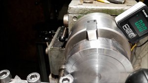 Деление окружности на токарном станке.... просто угломером.