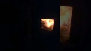 Пеллетная горелка в печке "буржуйка"
