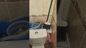 Западает кнопка унитаза, решение, все гениальное просто.