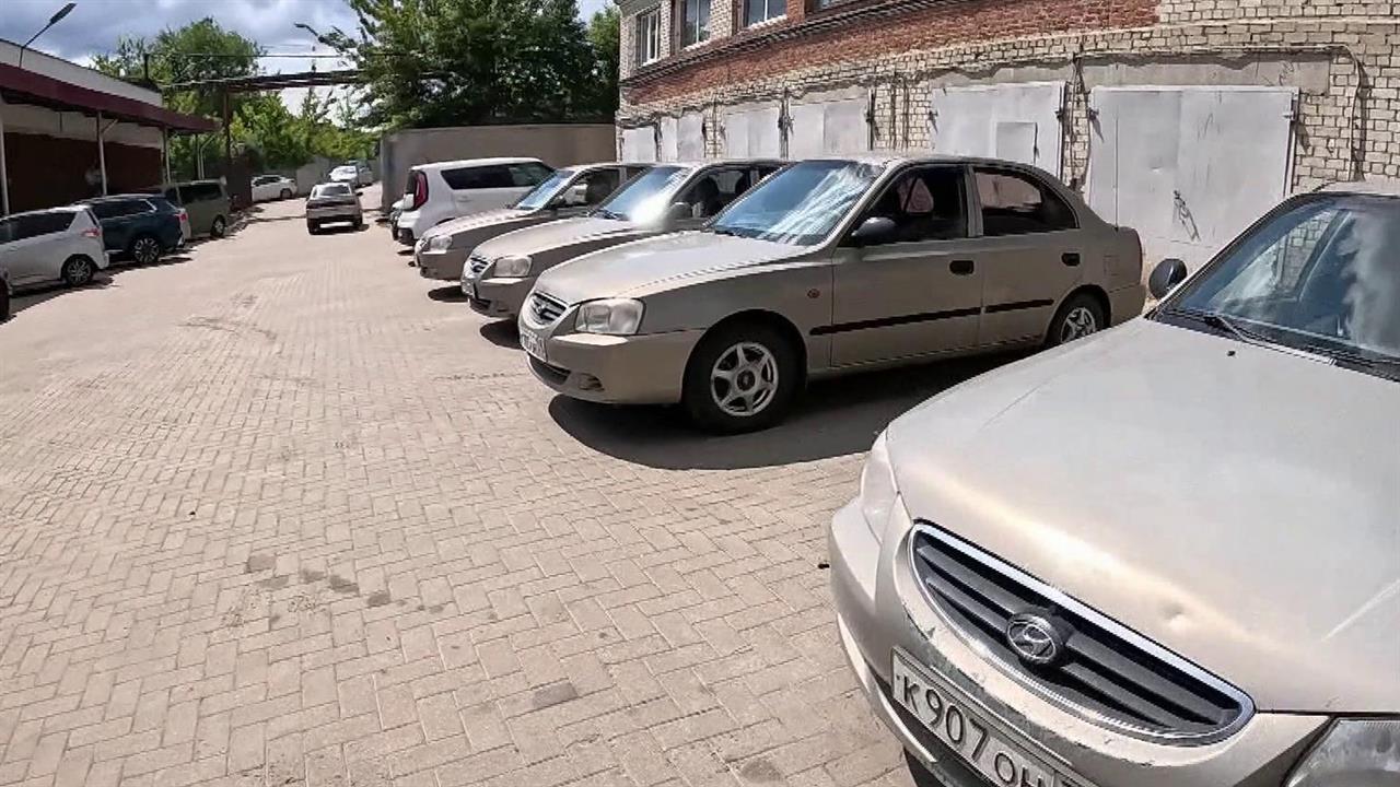 Волонтеры "Народного фронта" передали бойцам в зону СВО легковые автомобили