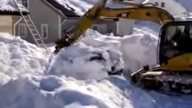эскаватор спаситель