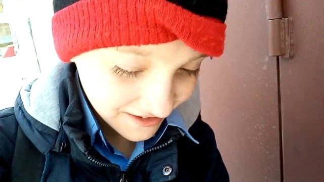 Лайфхак как разбить кокос