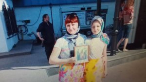 Кадры из архива, Даша смеется над собой