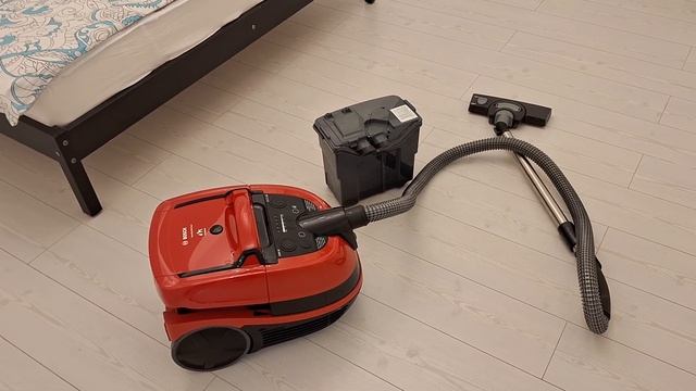 Моющий пылесос BOSCH после 1 года эксплуатации, честный отзыв смотреть онлайн