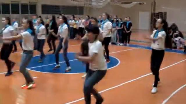 танец с баскетболом смотреть онлайн