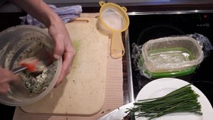 Сливочное масло с зеленью #маслосзеленью#вкусно#Kräuterbutter