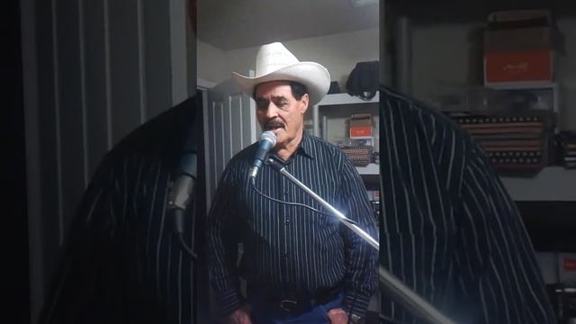 SADRAC MESAC Y ABESNEGO CONPUSO Y CANTA MARSELO MENDOZA M смотреть онлайн