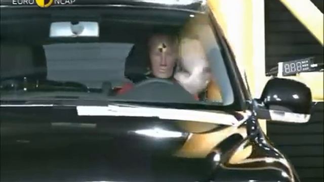 Краш-тест - Volkswagen Touareg 2004 (E-NCAP) смотреть онлайн