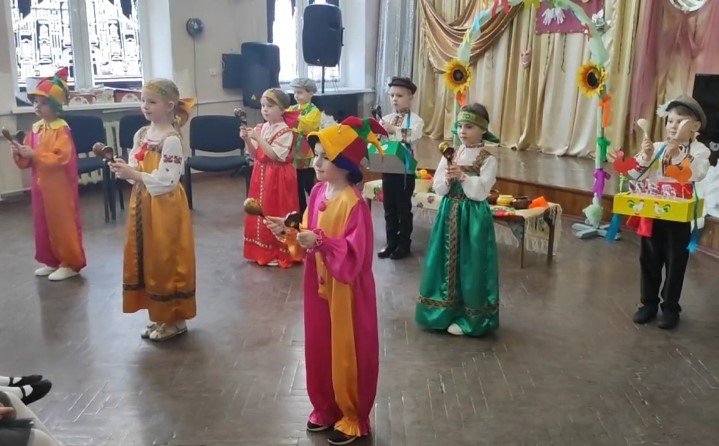Музыкально-театральная постановка 
