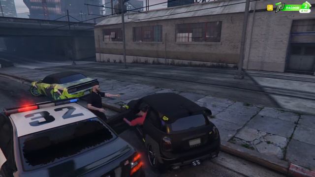 GTA5-СМЕШНЫЕ МОМЕНТЫ. #ДВИЖПАРИЖ №2 (Radmir rp) смотреть онлайн