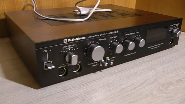 Radiotehnika У-101 , необычный ! смотреть онлайн