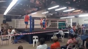 Arion Fraser (red) vs Caswell Makubela decision