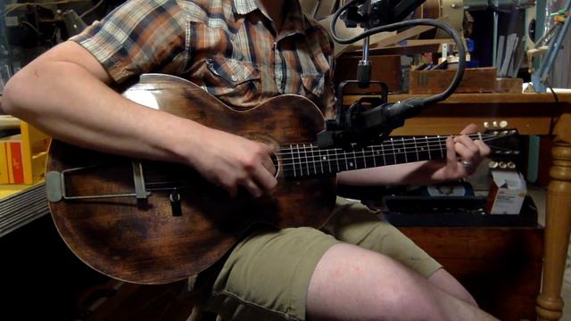 1915 Gibson L-1 carved-top archtop guitar смотреть онлайн